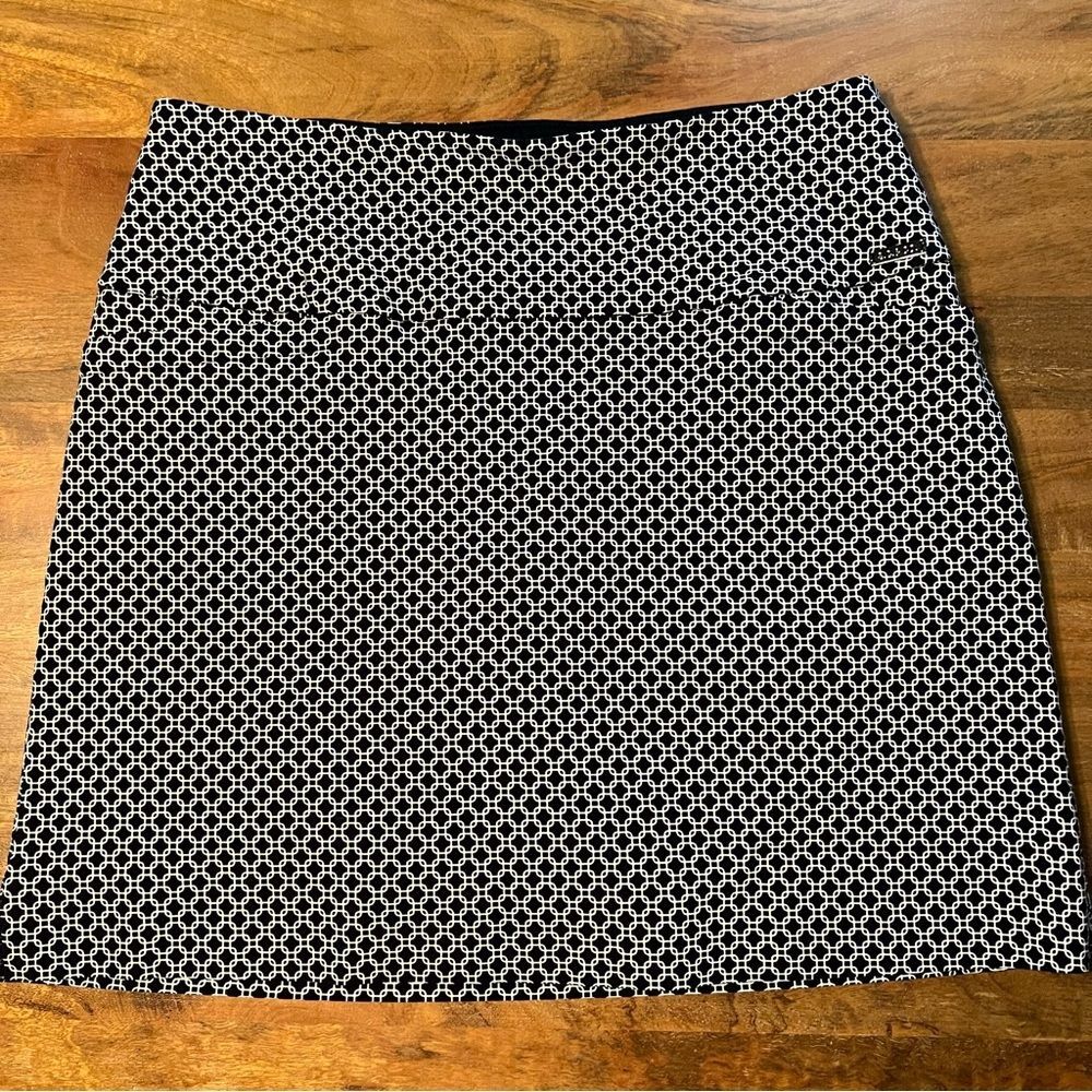 S.C. & Co. Navy & White Geometric Print Sport Skirt with Built-In Shorts, Size L